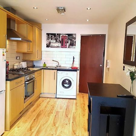 Comfortable Studio Flat Near Central London Exterior foto