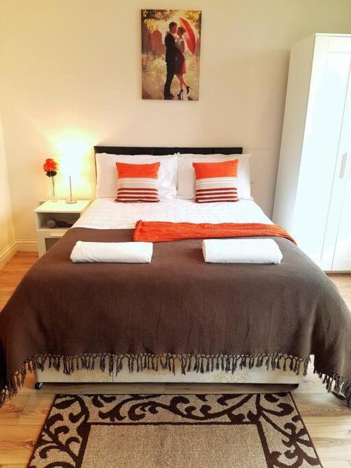 Comfortable Studio Flat Near Central London Exterior foto