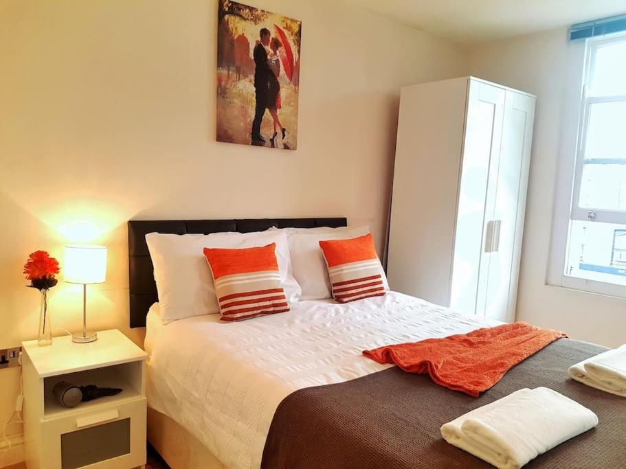 Comfortable Studio Flat Near Central London Exterior foto